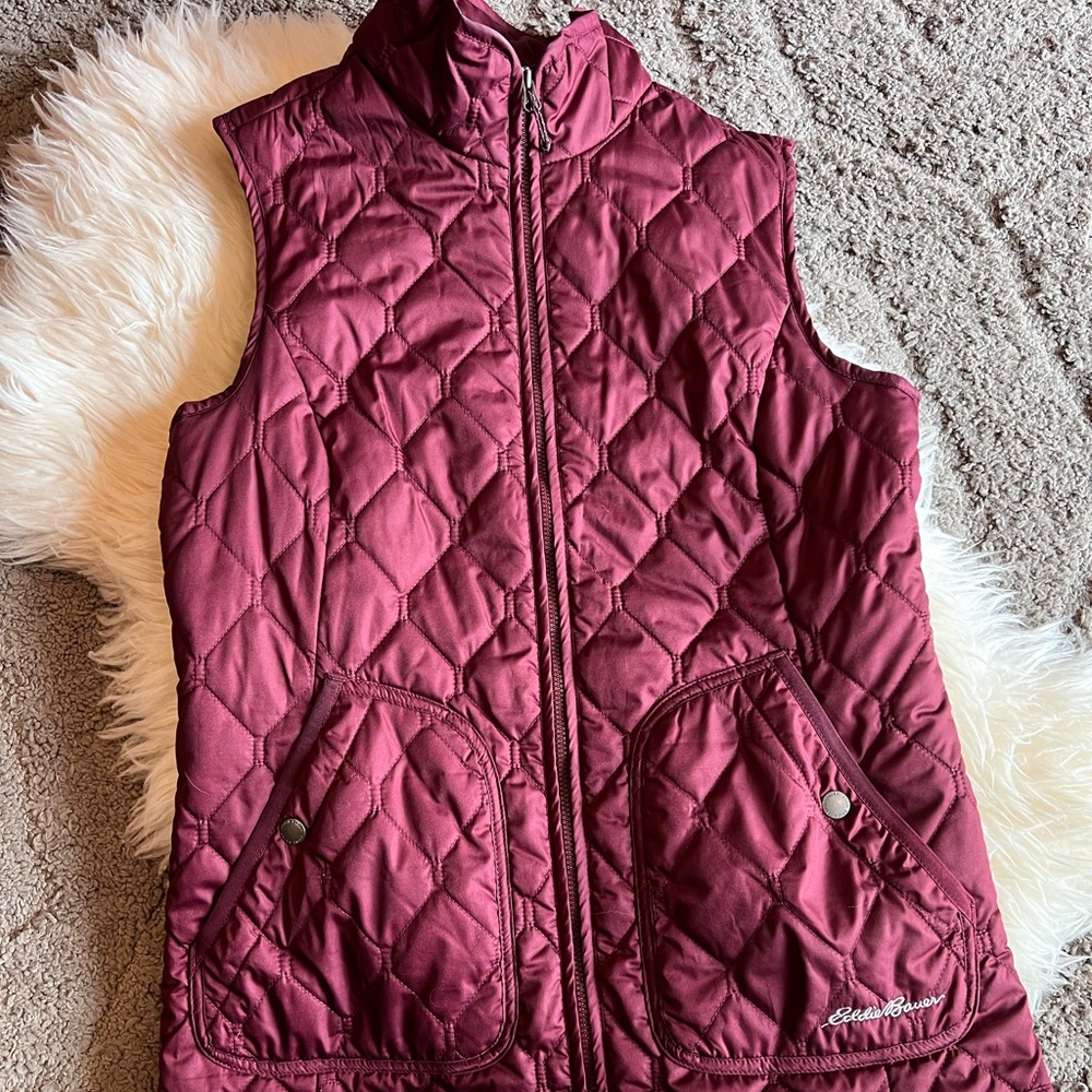 Eddie Bauer Softshell Quilted Vest, Burgundy, Size S